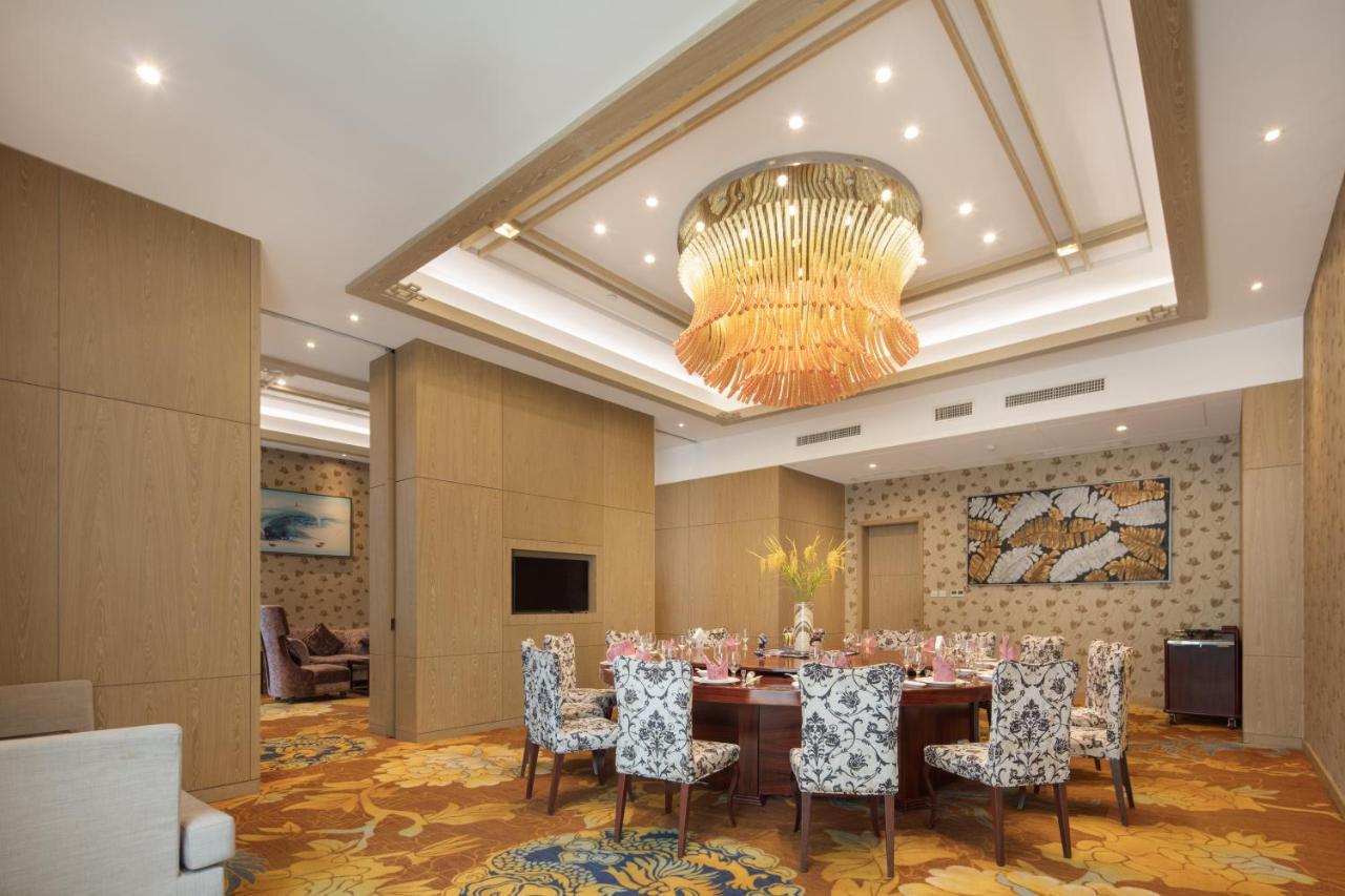Perenc Hotel Anshun Exterior photo
