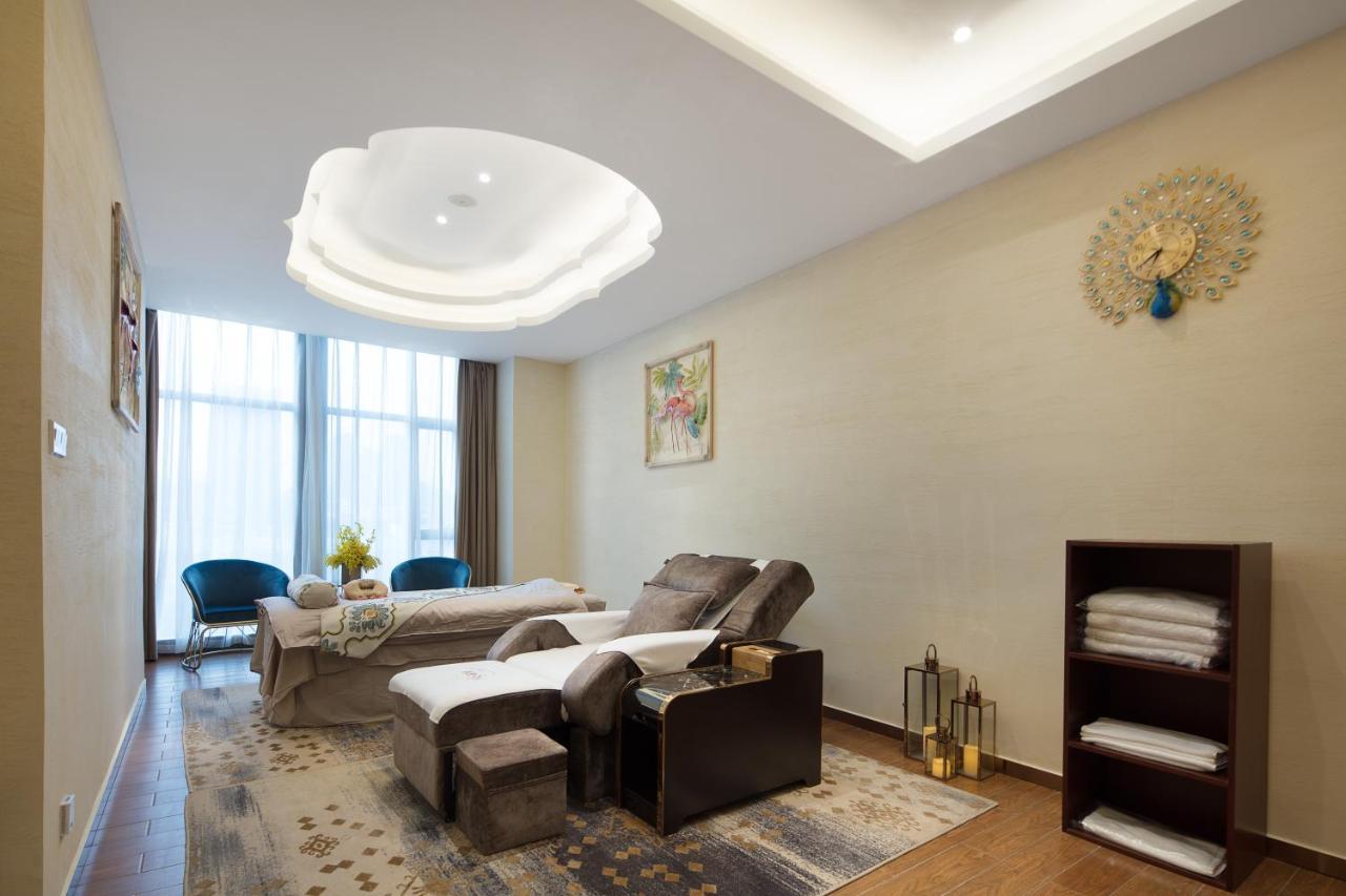 Perenc Hotel Anshun Exterior photo