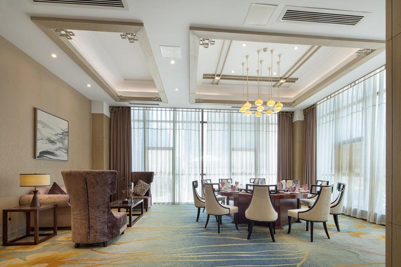 Perenc Hotel Anshun Exterior photo